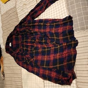 Women's plaid shirt